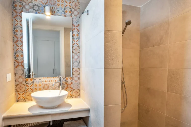 alkithea_bathroom_maizonette