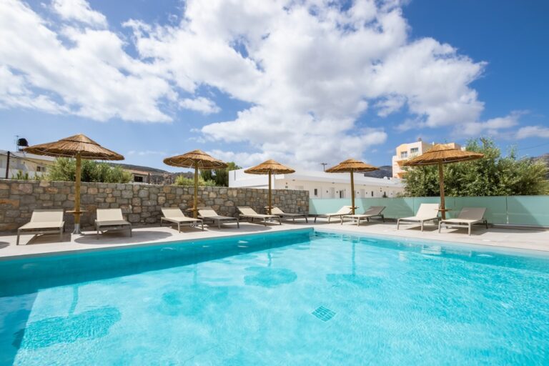 SUITES AND MAISONETTES 18 general pool alkithea